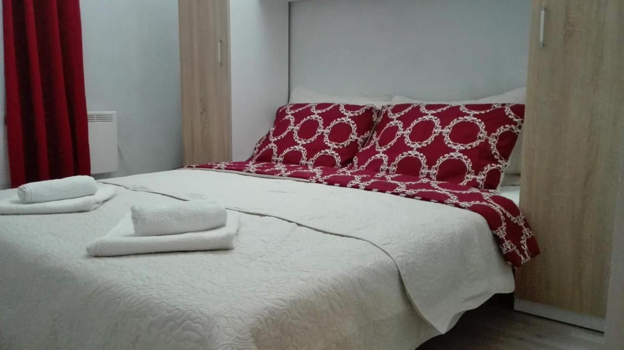 Apartmani Zoran Bilic Проманья Экстерьер фото