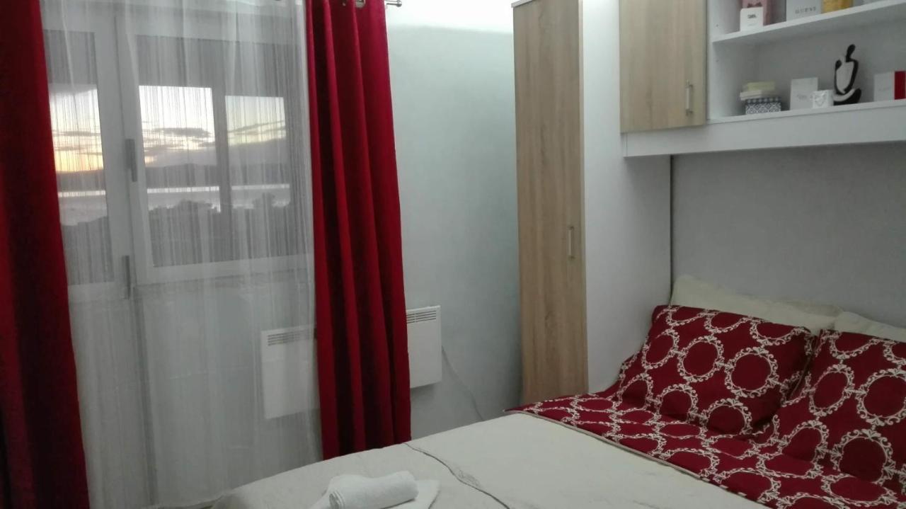 Apartmani Zoran Bilic Проманья Экстерьер фото