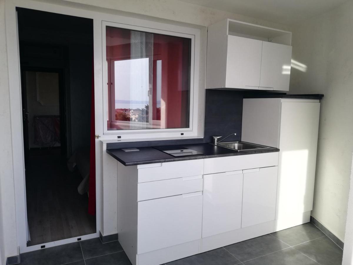 Apartmani Zoran Bilic Проманья Экстерьер фото